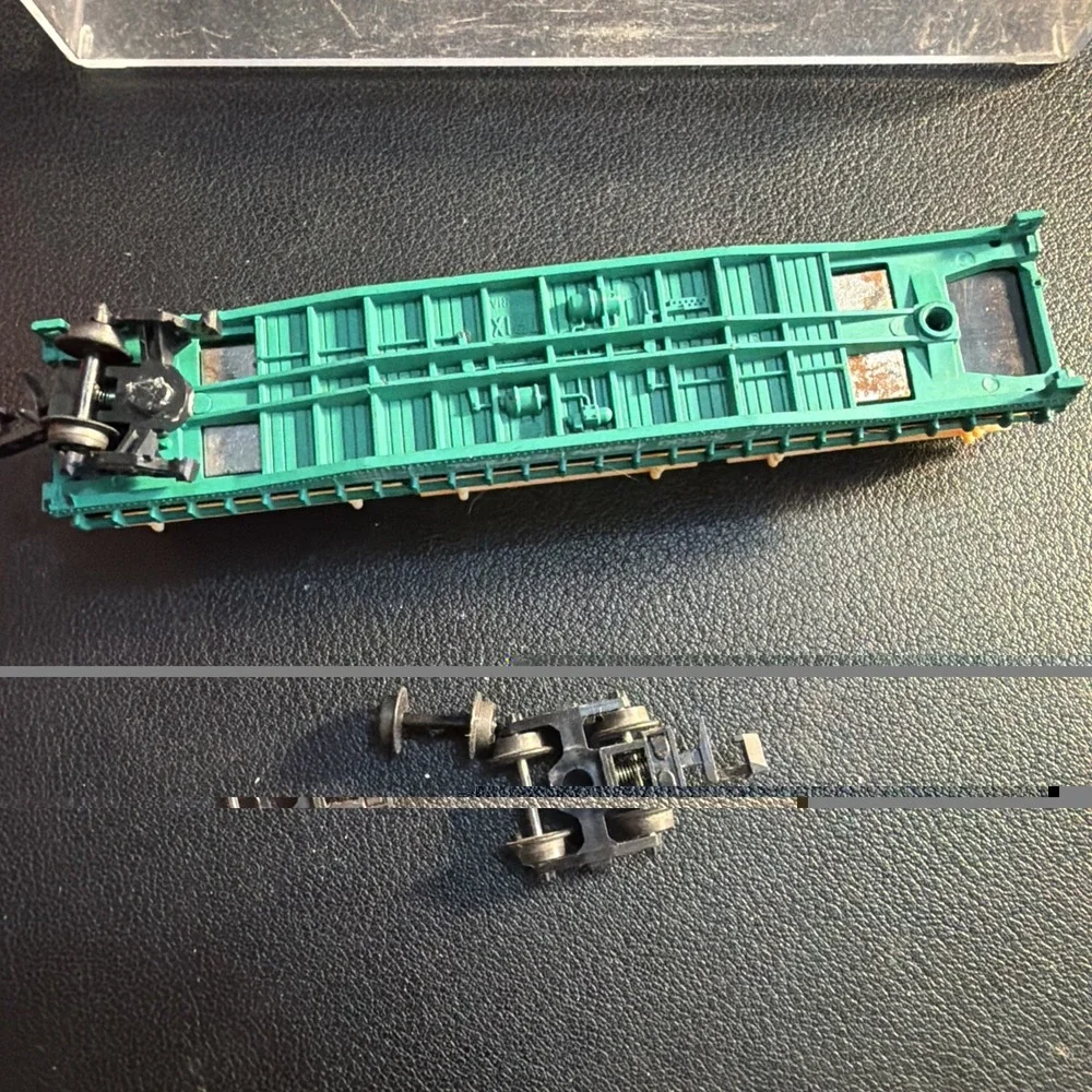 Bachmann N Scale 51' Penn Central Pulpwood Freight Car